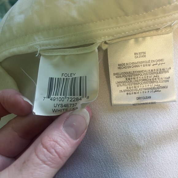 BCBG MaxAzria White Jacket - Picture 5 of 5